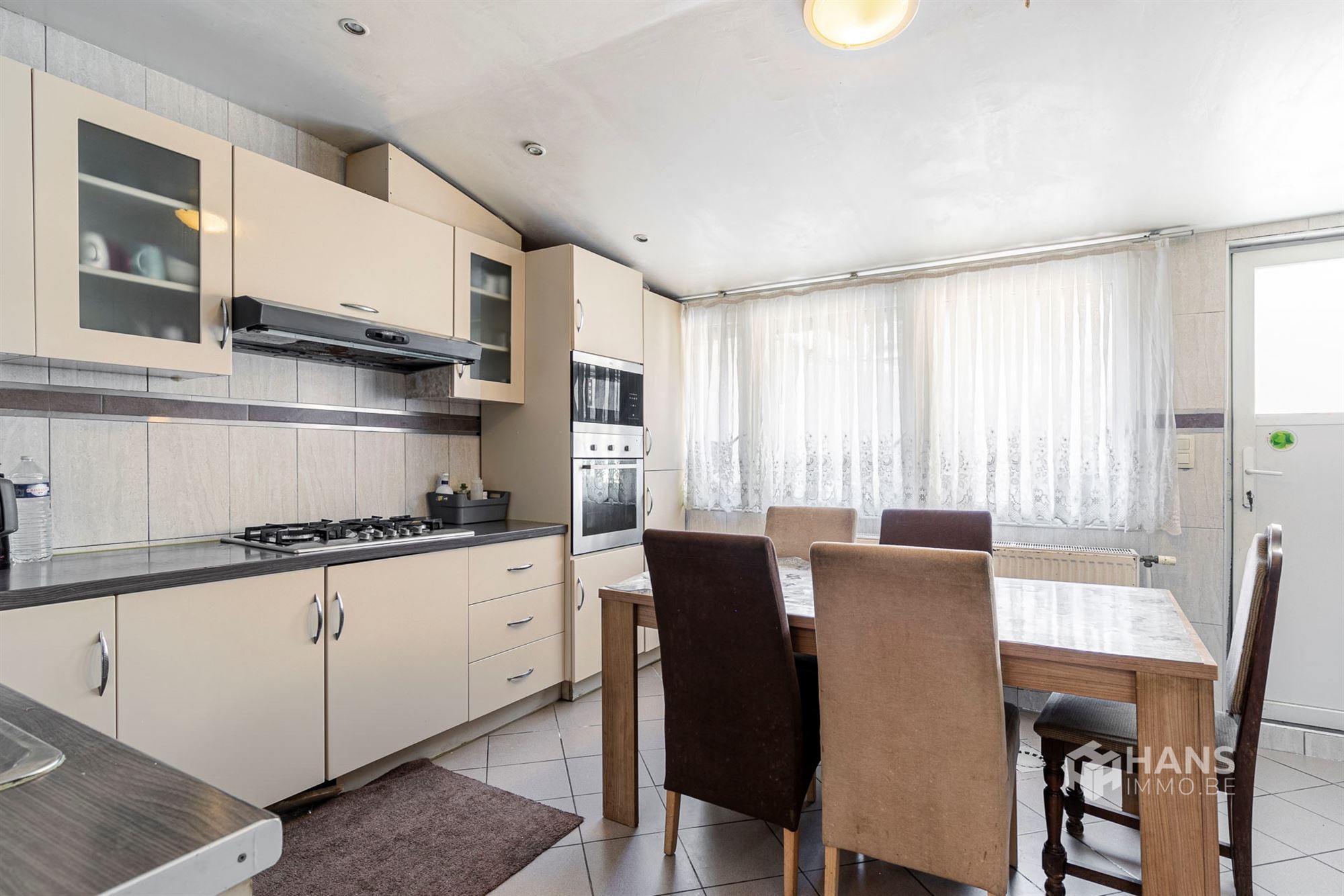 Ruime woning (272mé) met garage en buitenruimte - foto 5
