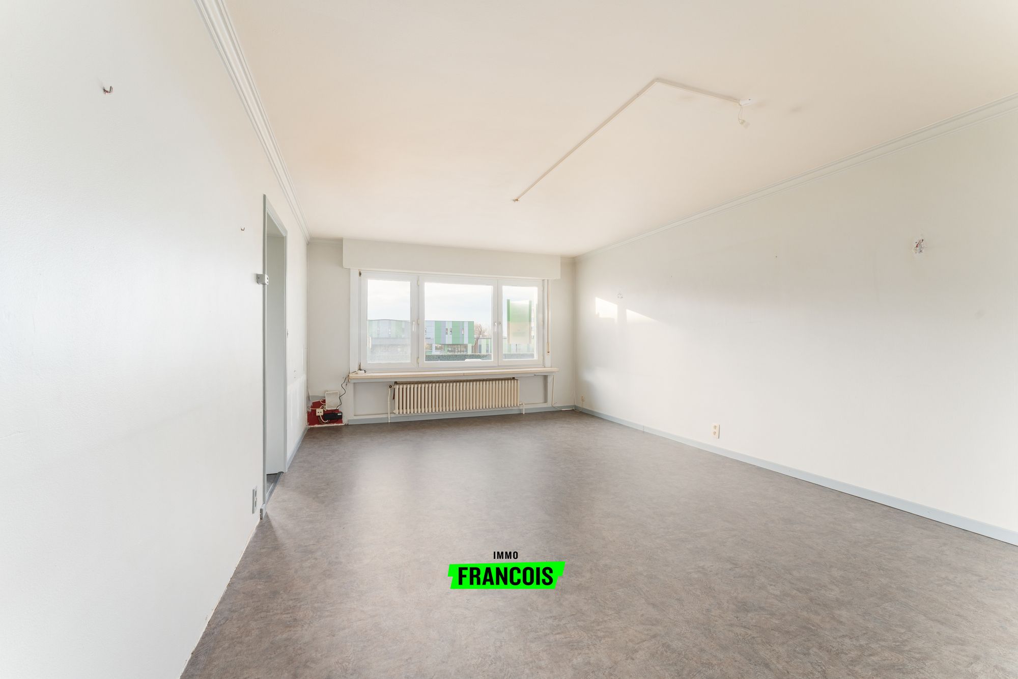 Appartement met 2 slaapkamers en garagebox te koop in rustige residentiële wijk in Blankenberge - foto 1