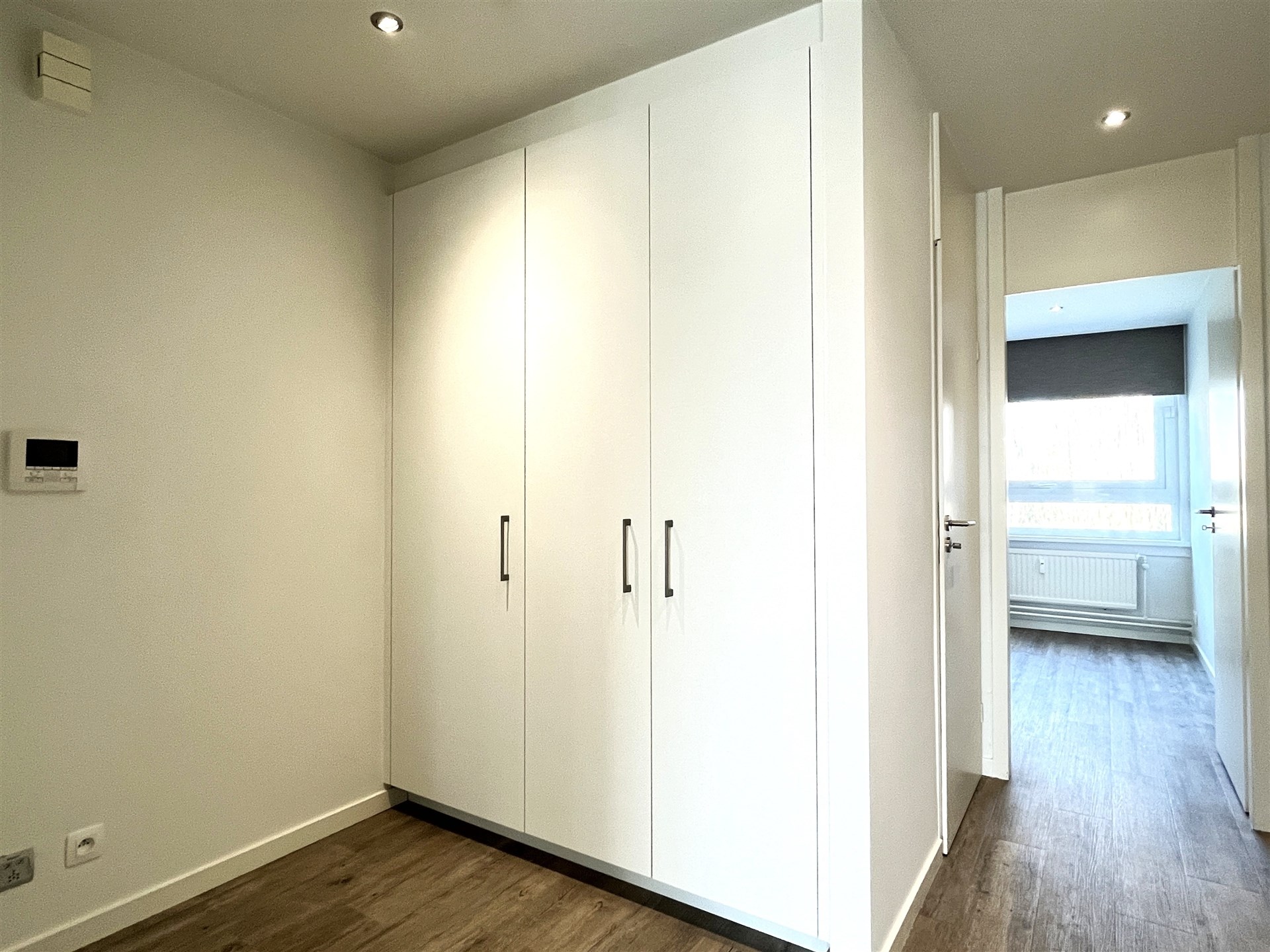 Gerenoveerd appartement met zuid terras en autostaanplaats  - foto 5