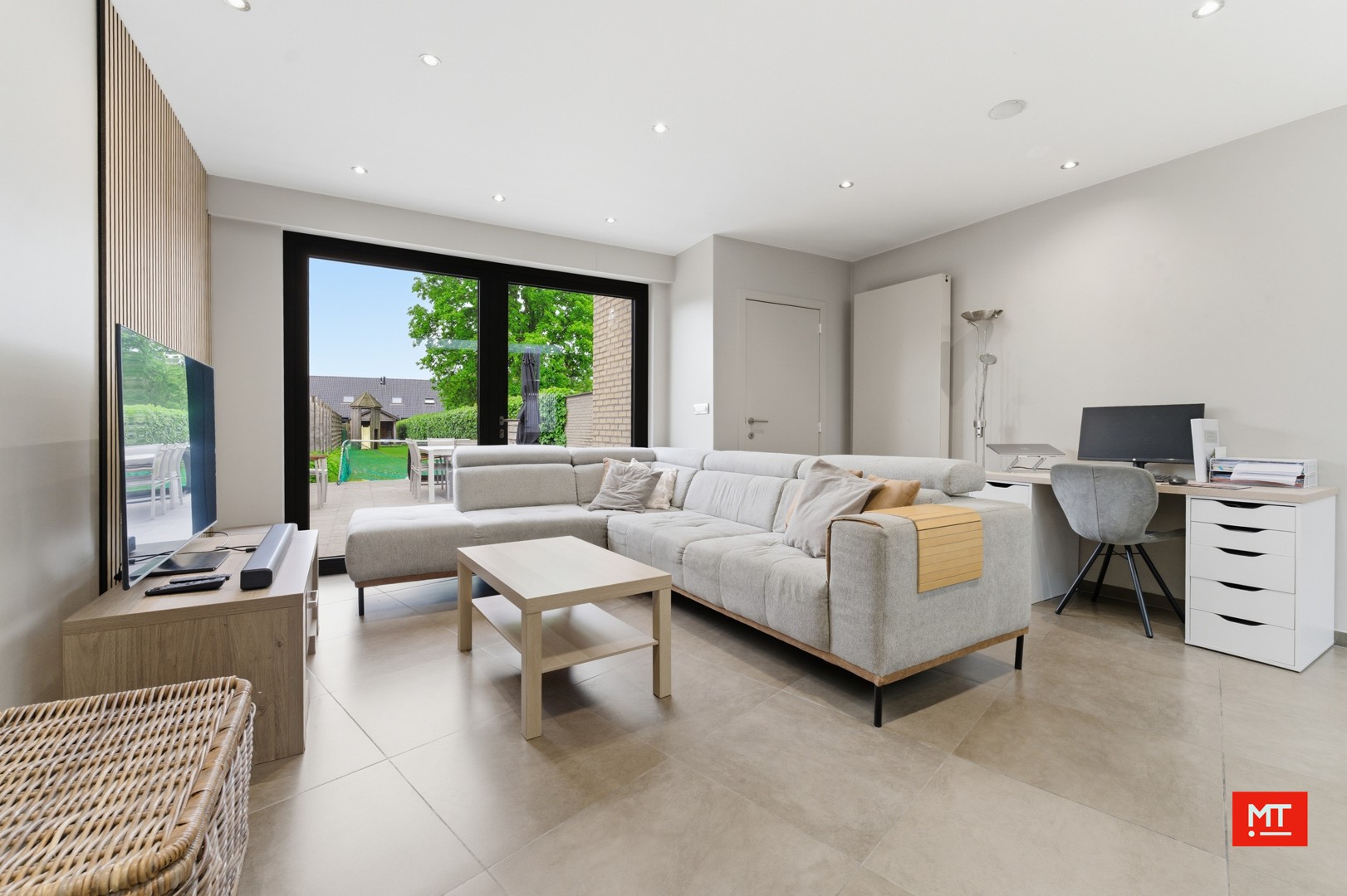 Centraal gelegen instapklare woning met 3 slaapkamers, zonnige tuin en praktijkruimte in Langemark - foto 4