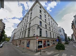 Dit project in Brussel omvat een totaal te renoveren gebouw met een vergunning voor 45 wooneenheden:Kelderverdieping: Voorzien van diverse...
