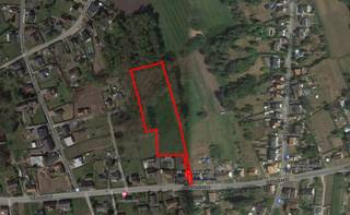 Ruim achterliggend perceel weilandPerceeloppervlakte: 8661 m²Perceelsbreedte: +- 55 mOriëntatie: NoordToegang aan de Veldonkstraat: 5m...