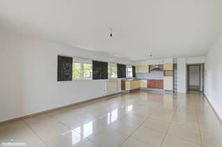 INSTAPKLAAR APPARTEMENT MET 2 SLAAPKAMERS EN AUTOSTAANPLAATS NABIJ STADSCENTRUM BILZENGoed onderhouden, instapklaar appartement gelegen nabij het...