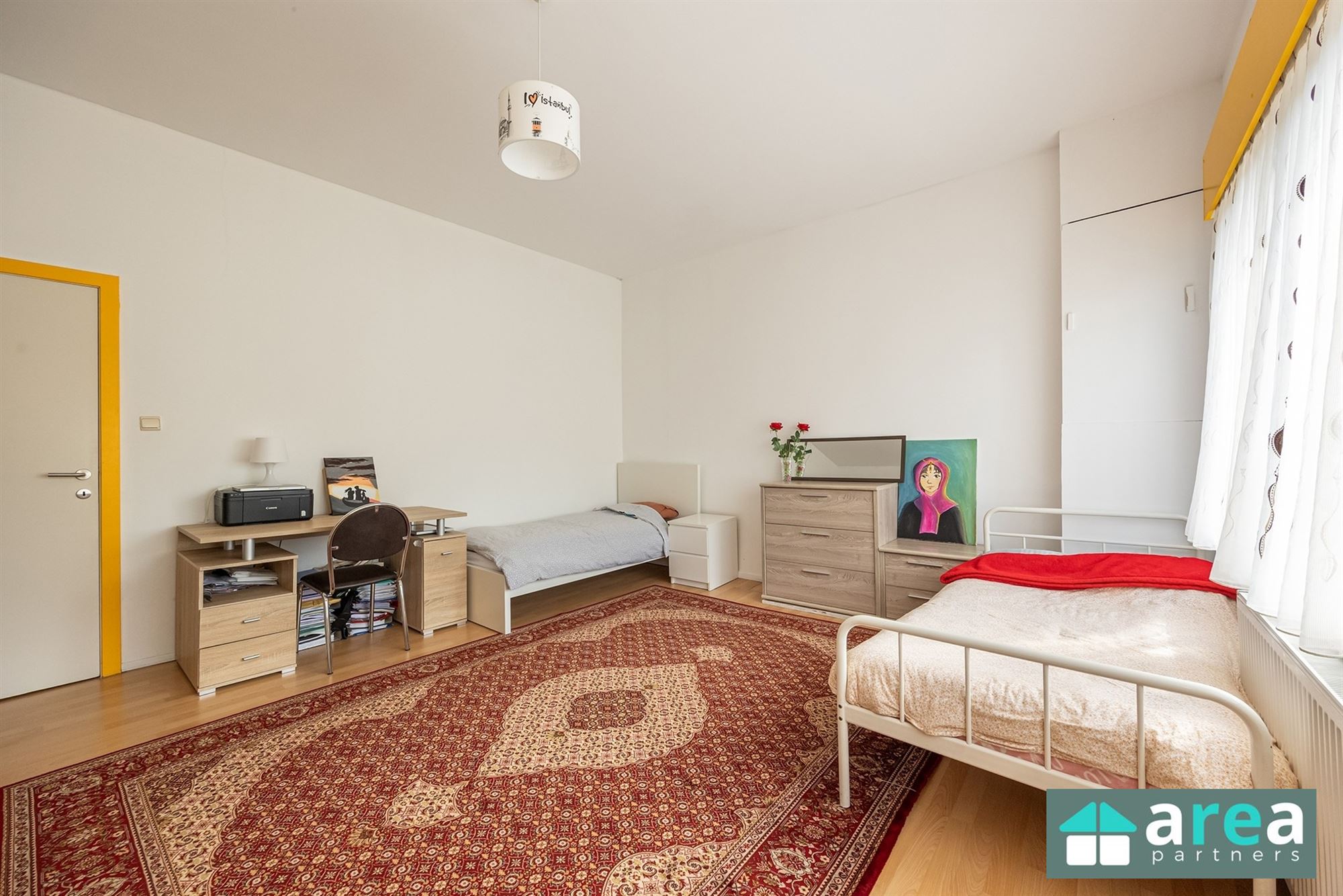 Charmante eengezinswoning met 2 à 3 slpk. én stadskoer! - foto 4