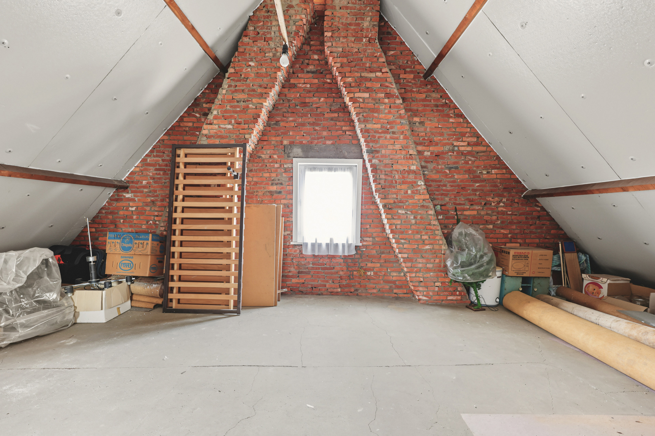 Te renoveren woning met 3 slpks en garage te Vosselaar! - foto 4