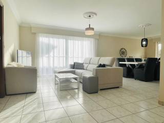 Deze charmante open bebouwing in het landelijke Aaigem combineert het beste van twee werelden: wonen in alle rust, met toch een vlotte...