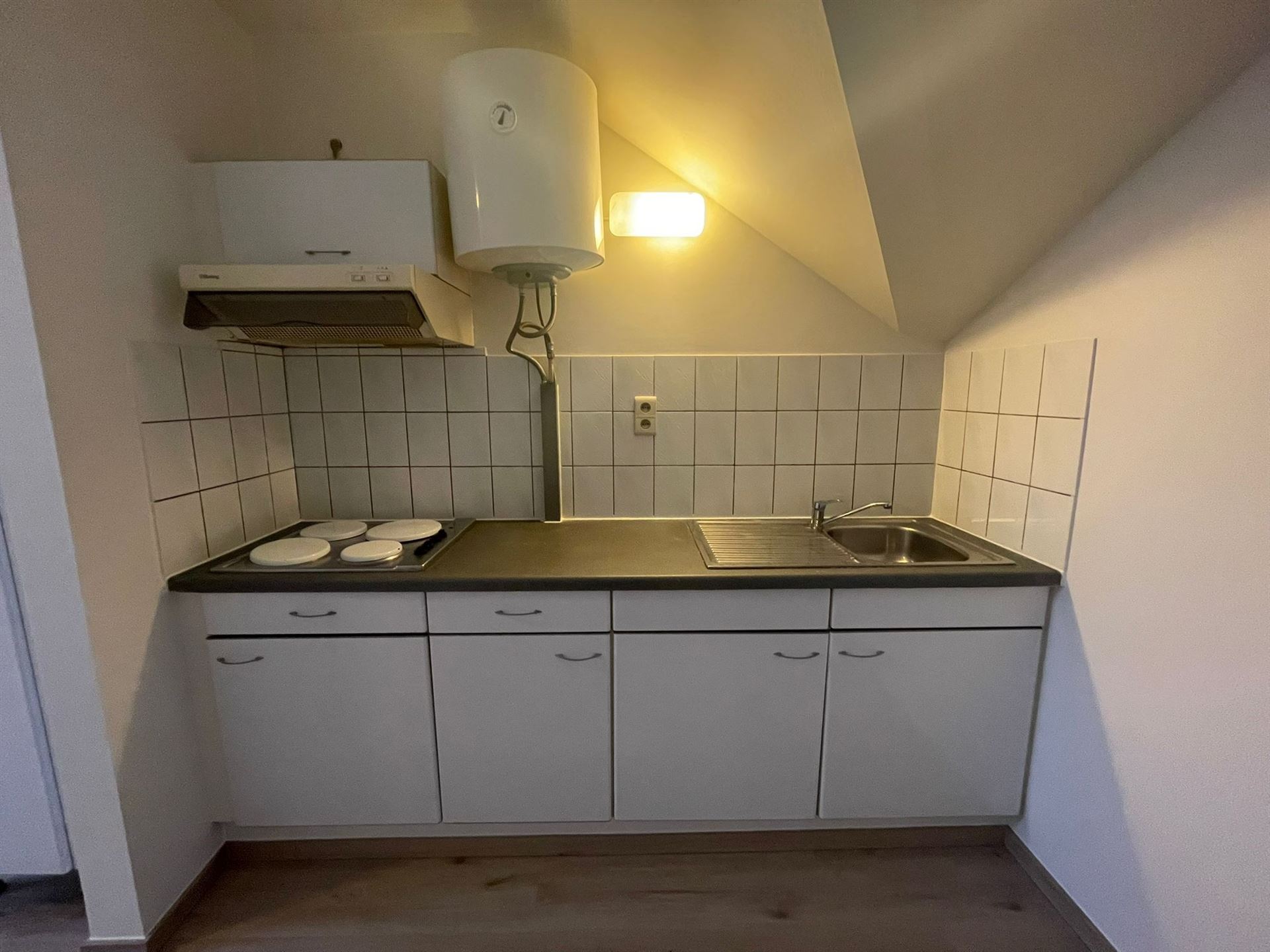 Appartement à louer à Saint-Trond avec 1 chambre - photo 3