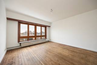 Comfortabel wonen in karaktervolle buurt. Dit appartement op de derde verdieping van een kleinschalig gebouw ligt in de Tentoonstellingswijk...