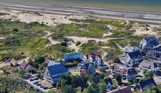 duinkerke: Gelijkvloers appartement te koop in de gegeerde wijk Sint-André.   In de felbegeerde regio Sint-André te Oostduinkerke staat dit...