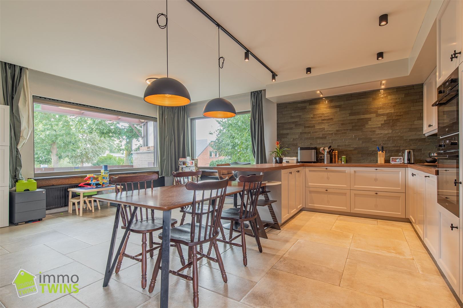 Ruime OB met 4 slaapkamers, garage en tuin te Berlare - foto 4