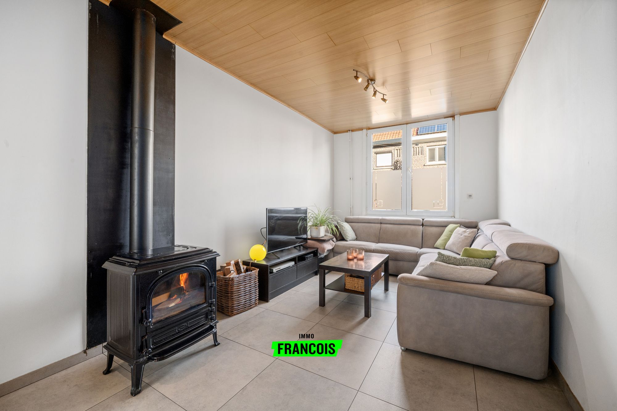 Charmante stadswoning met 3 slaapkamers nabij het centrum van Roeselare - foto 3