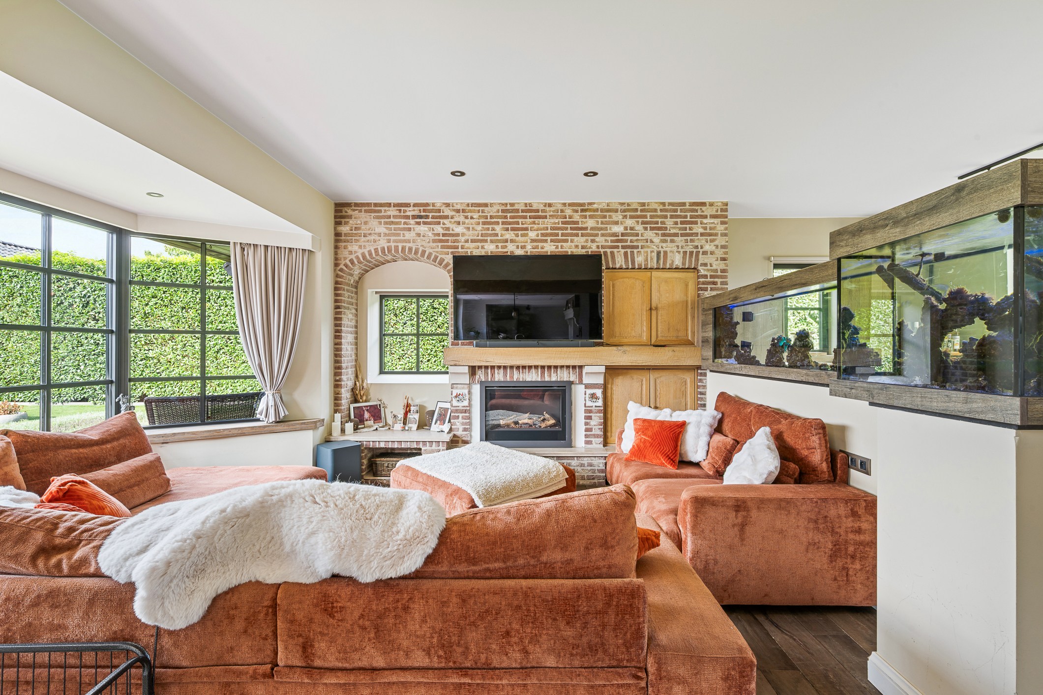 Beautiful villa with a view over meadows on 1.6 hectares in Lommel - photo 5