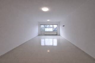 Op de Aartselaarstraat 20 bus 5 te 2660 Antwerpen bevindt zich dit lichtrijke appartement met twee slaapkamers, ideaal voor wie comfortabel wil...