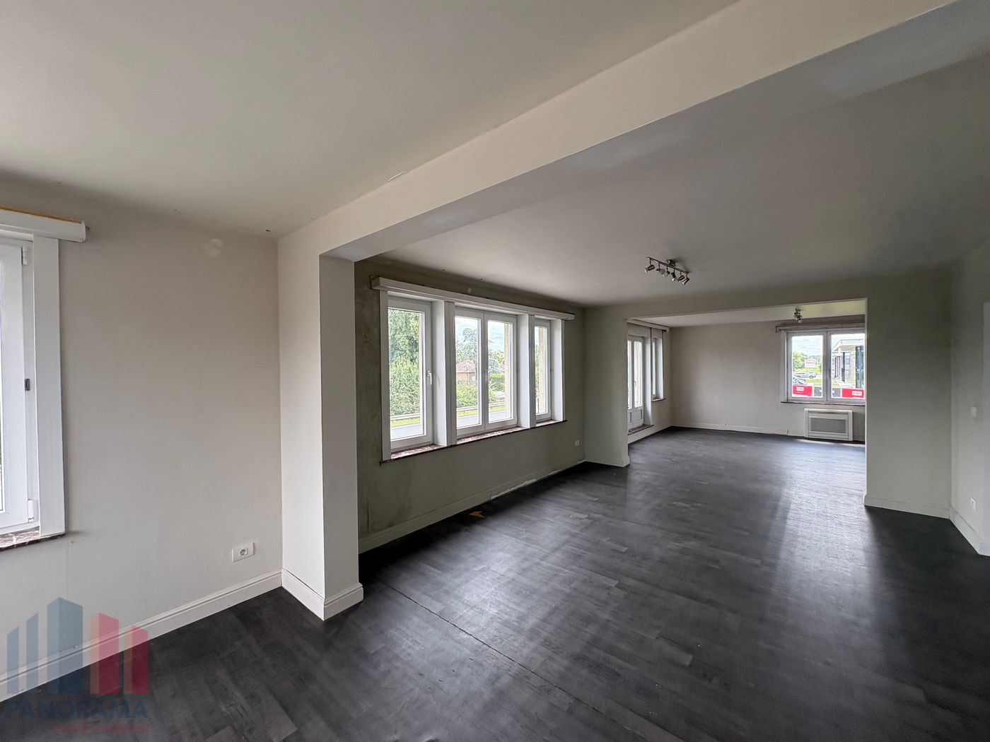 INSTAPKLARE KANTOORVILLA MET TOP VISIBILITEIT VAN DE N60 - foto 4