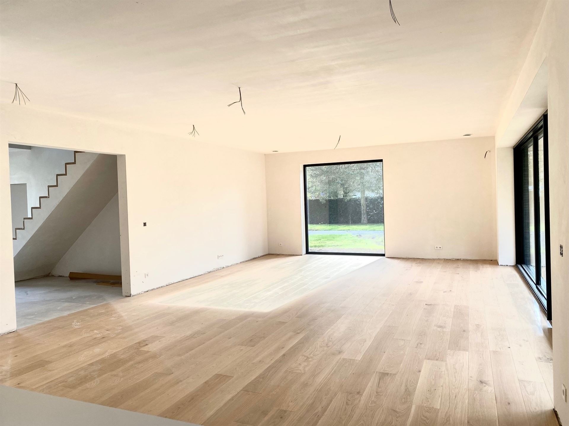 Moderne en grote nieuwbouwvilla met zuid-gerichte tuin! - foto 3