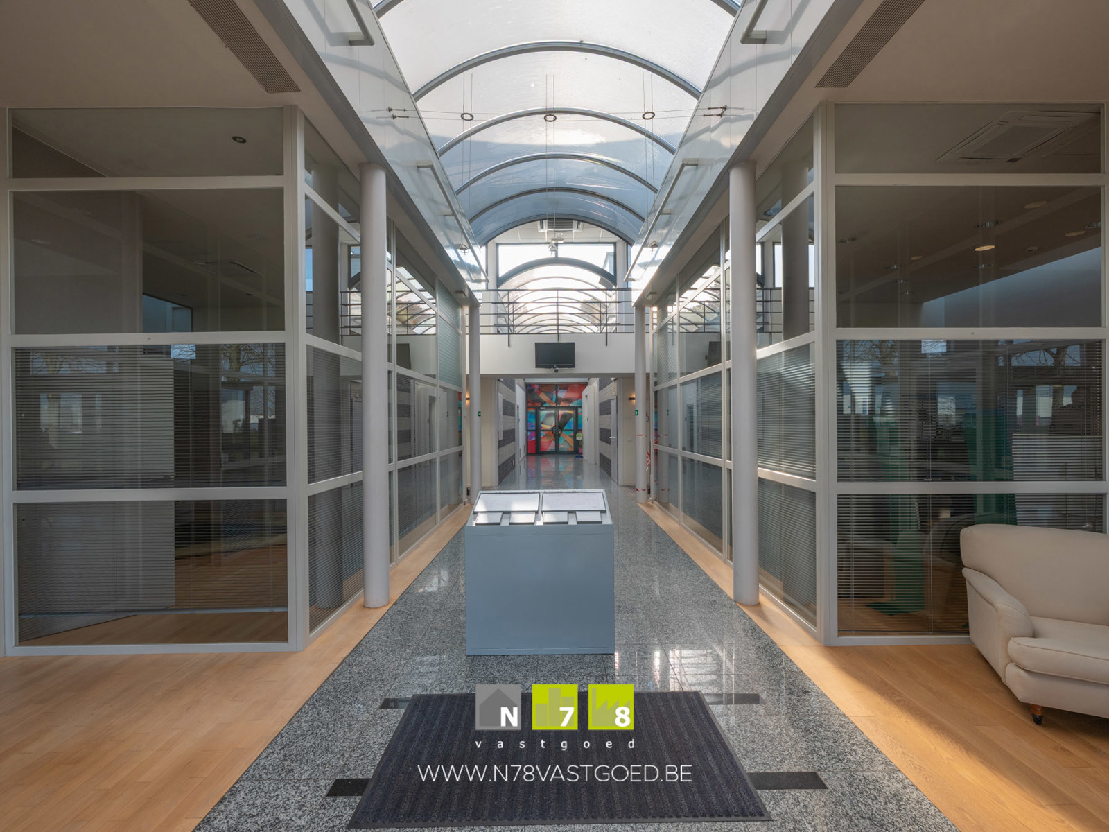 Commercial for rent in Opglabbeek - photo 2