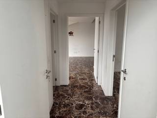 Apartment for rent in Stabroek