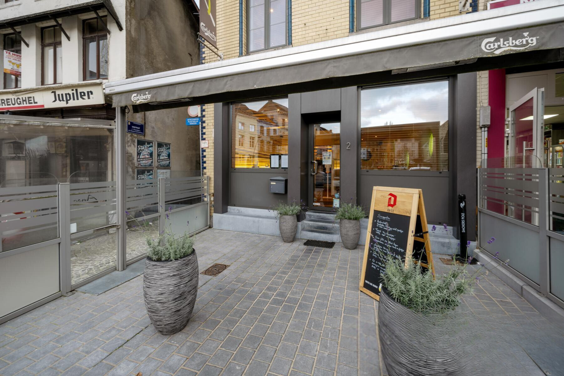 Stijlvolle instapklare horecazaak op top locatie   - foto 2