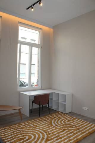 Deze kamer (nr. 1) maakt deel uit van een gebouw waarin zich 9 studentenkamers bevinden en is gelegen op 500m van het station en wandelafstand van...