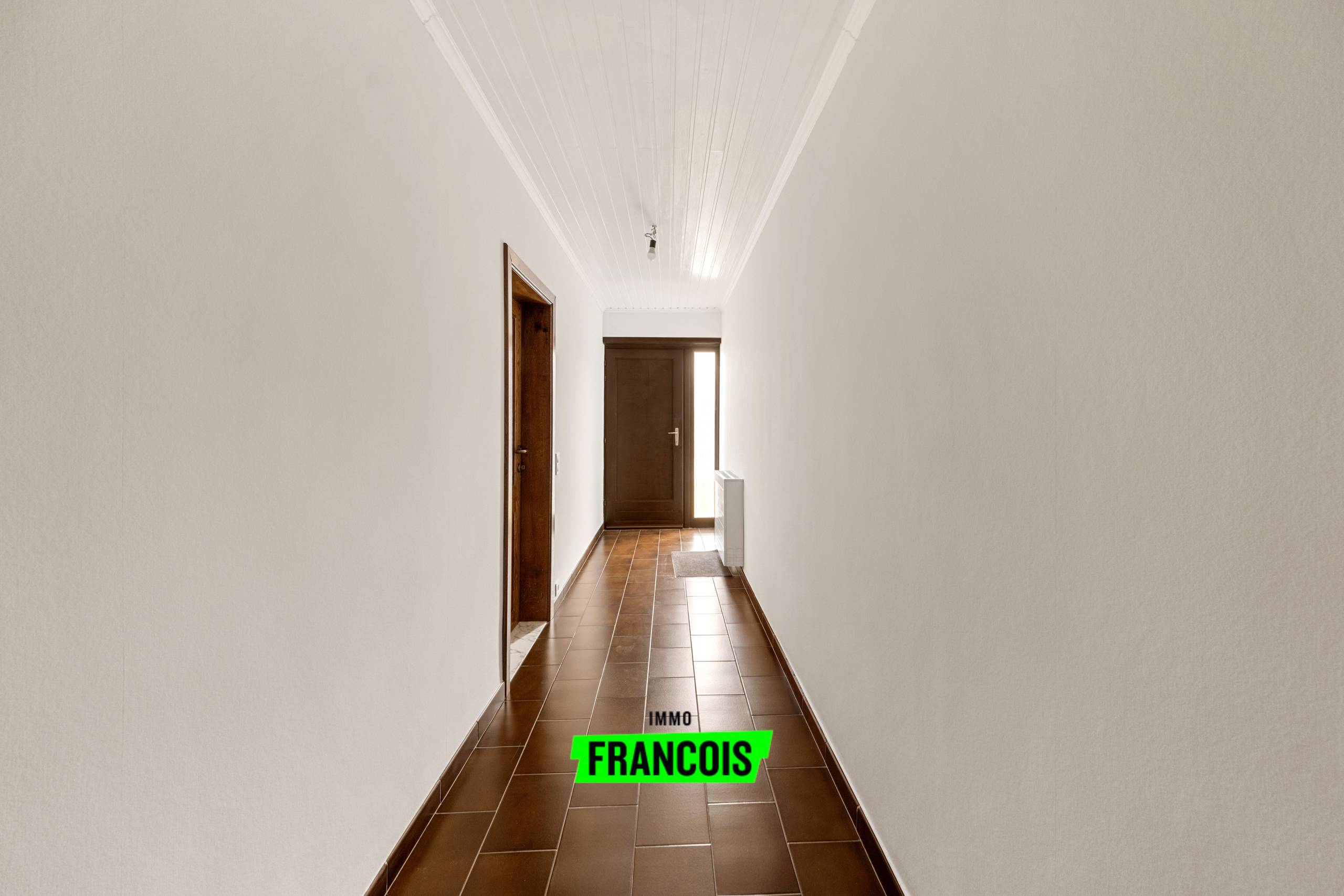 Charmante bungalow op rustige locatie te Assebroek - foto 2