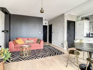 Dit ruime éénslaapkamerappartement te huur is gelegen op een toplocatie aan het Eilandje in Antwerpen, met zicht op het MAS. De jachthaven, gezellige cafés, restaurants en winkels liggen in de directe nabijheid.Bovendien wordt de bereikbaarheid gegarandeerd door de nabijheid van de kaaien en het openbaar vervoer. Indeling:- inkomhal- woonkamer - volledig geïnstalleerde keuken - ruime slaapkamers - geïnstalleerde badkamer met douche, lavabo en toilet- berging- terrasExtra troeven:- ideale locatie op het Eilandje in Antwerpen- beschikbaarheid: vanaf 1 augustus 2026- terras- gemeubeldMaandelijkse kosten: 80 euro per maand voor het onderhoud en verbruik van de gemeenschappelijke delen, brandverzekering en waterverbruik van het appartement. Bent u geïnteresseerd in dit appartement te huur te Antwerpen? Aarzel dan niet om contact met ons op te nemen. Wenst u uw eigendom ook te koop of te huur te stellen? We helpen u graag verder. Steeds tot uw dienst om u verder te helpen met al uw vragen over vastgoed.