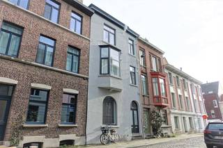 GENT - Hendrik Waelputstraat: Op zoek naar een recent duplex appartement met stadstuin te huur aan Gent Zuid? Dan is dit pand mogelijk iets voor...