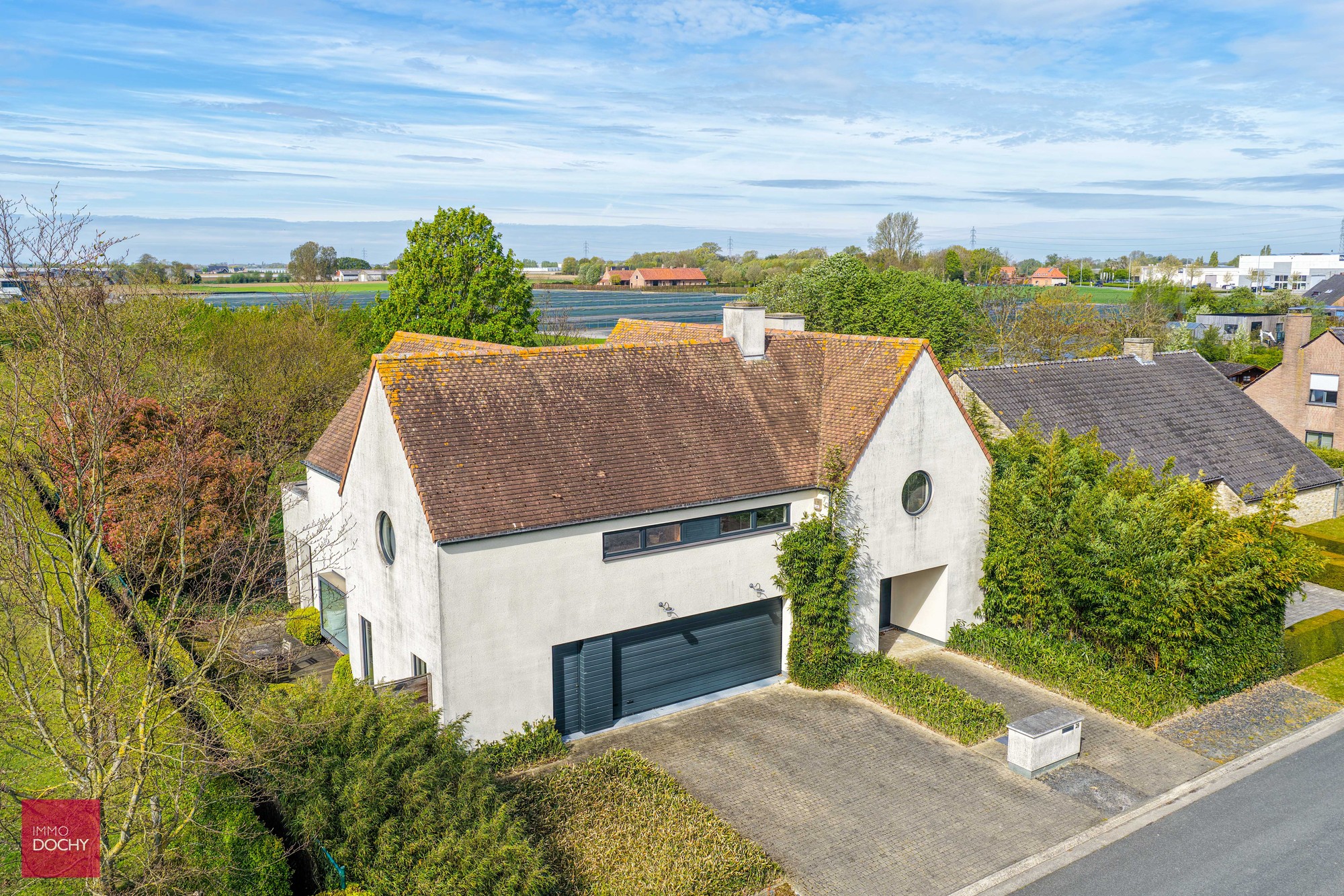 Rustig gelegen vernieuwde villa - foto 2