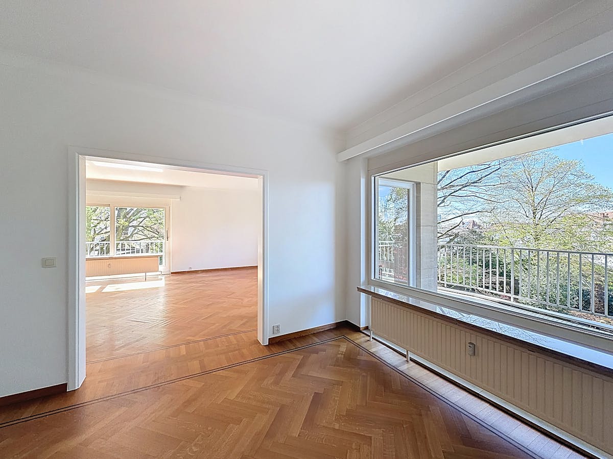 Groot appartement met 3 slaapkamers en terras in Gent - foto 4