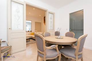 Charmante woning in Gijzegem, 2 à 3 kamers en terrastuin!Te koop in Gijzegem: een zeer goed onderhouden en perfect instapklare woning. Deze bijzonder...