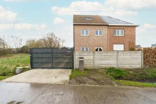 Interesse? Plan zelf online je bezoek in via deze link.Alle relevante keuringen en wettelijke attesten kan u downloaden via onze website.Vragen? Neem...