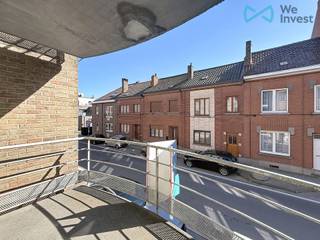 ***A VENDRE*** – Tubize - Appartement 2 chambres avec balcon et cave situé proche du centre ville et de toutes les commodités.Il se compose comme...