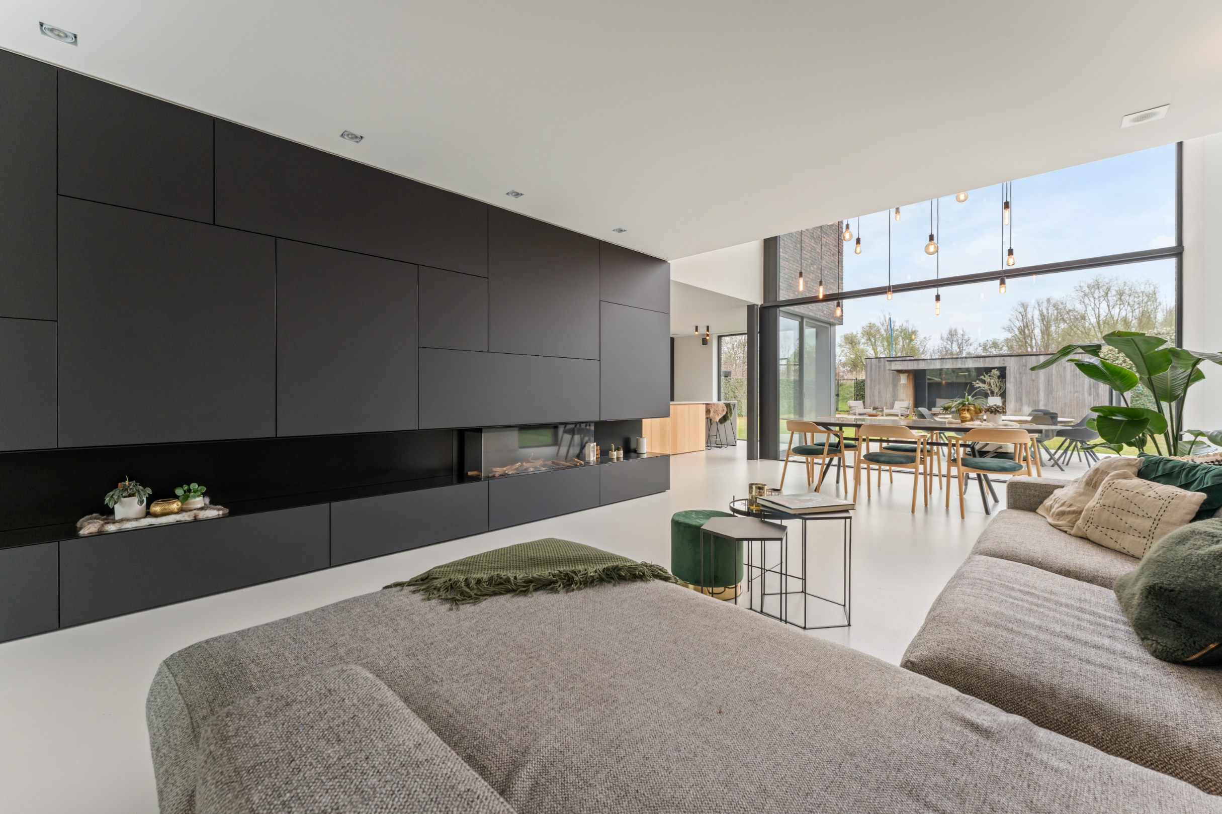 Hoogwaardig afgewerkte moderne villa te Brecht/Sint Lenaarts! - foto 4