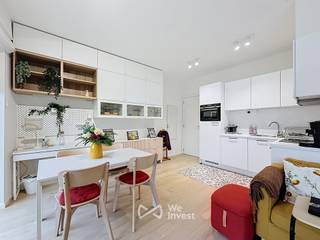 Info en bezichtigingen: +32 2 315 51 71<br />AUDERGHEM: We Invest biedt u deze prachtige nieuwe studio aan, gelegen op de 1e verdieping van een gebouw met lift, vlakbij de VUB, het Delta-ziekenhuis, sportcentra, de wijk rond de begraafplaats van Elsene en het Brusselse openbaar vervoer.<br />De studio beschikt over een ruime en lichte woonkamer met een open, volledig ingerichte keuken, een doucheruimte, een hal met inbouwkasten en een balkon.<br />Naast alle moderne comfort beschikt de studio ook over een kelder.<br />Momenteel verhuurd voor 1.100 € per maand.<br />EPB: B+<br />Elektriciteit conform de voorschriften<br />Zeker een bezichtiging waard!<br />Meer exclusieve aanbiedingen op: www.weinvest.be