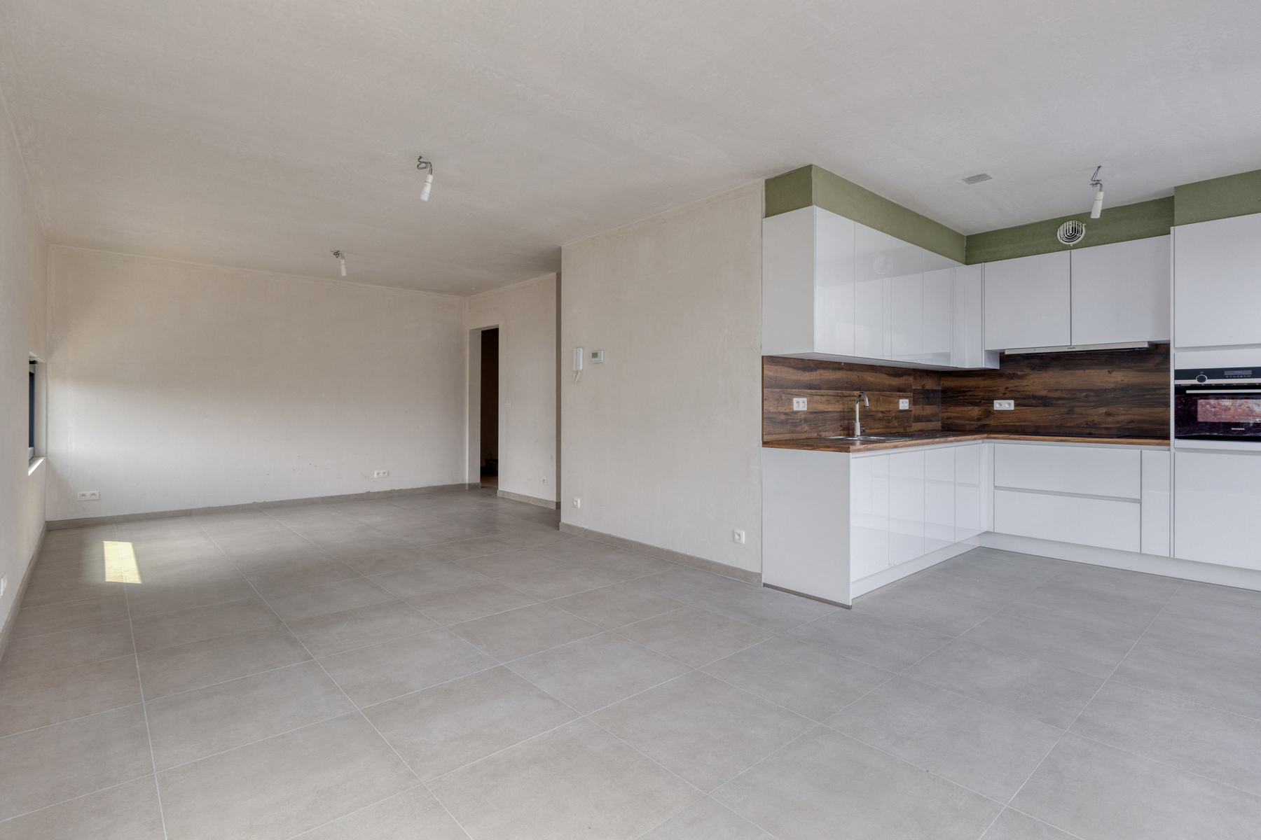 Nieuwbouw duplex appartement met ruim terras in het centrum - foto 2