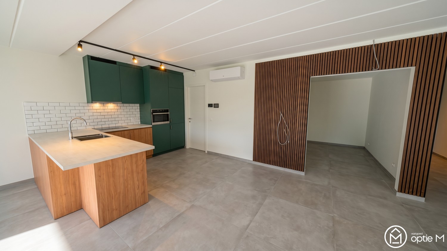 Ruim gelijkvloers appartement te huur in Bilzen – 120 m², tuin en 3 parkeerplaatsen - foto 2