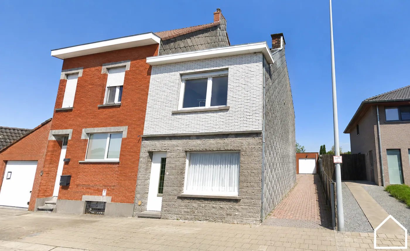 House for sale in Menen