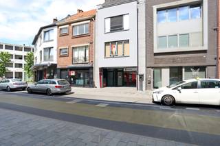 Volledig gerenoveerd appartement pal in het centrum van Beveren.Dit energiezuinig en kwalitatief gerenoveerd appartement bevindt zich op de 1ste...