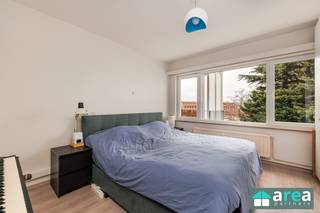 Dit instapklaar en centraal gelegen appartement is gelegen op de grens van Borgerhout en Deurne. In de directe omgeving vindt u tal van...