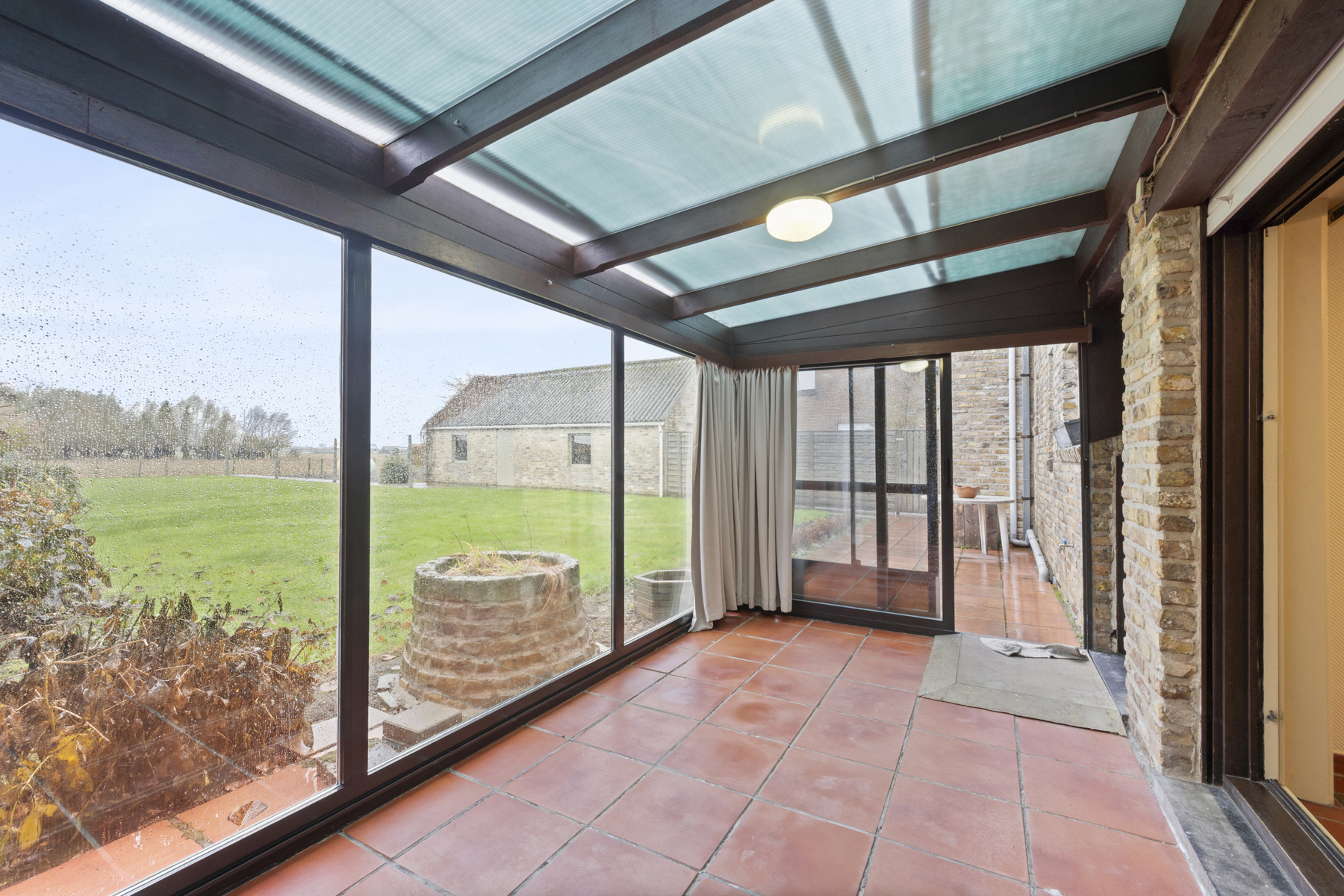 Alleenstaande woning met landelijk verzicht en bijgebouw - foto 5