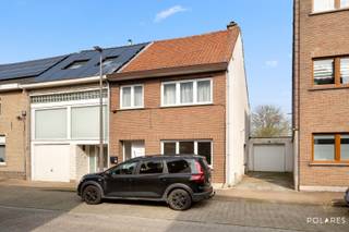In het charmante en aangename Peutie bevindt zich deze pitoreske woning die karakter en modern wooncomfort perfect combineert. Oorspronkelijk...