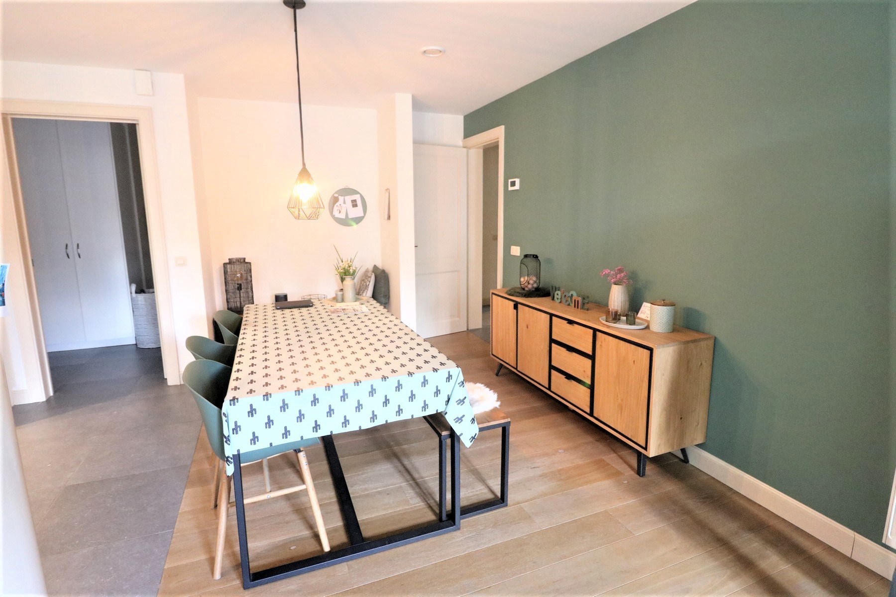 Duurzaam afgewerkt gelijkvloers appartement. - foto 4