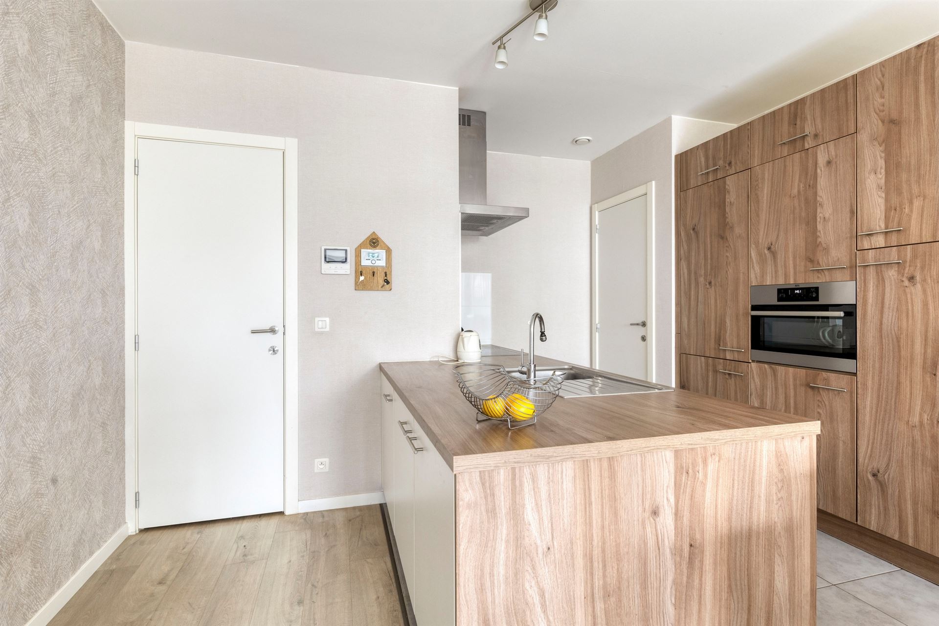 Ruim gelijkvloers appartement van 104 m² met tuin en 3 slpk! - foto 5