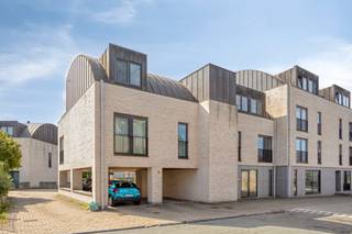 À la recherche d’un appartement spacieux, moderne et prêt à emménager, situé dans un excellent emplacement ?Ce magnifique appartement de 3 chambres,...