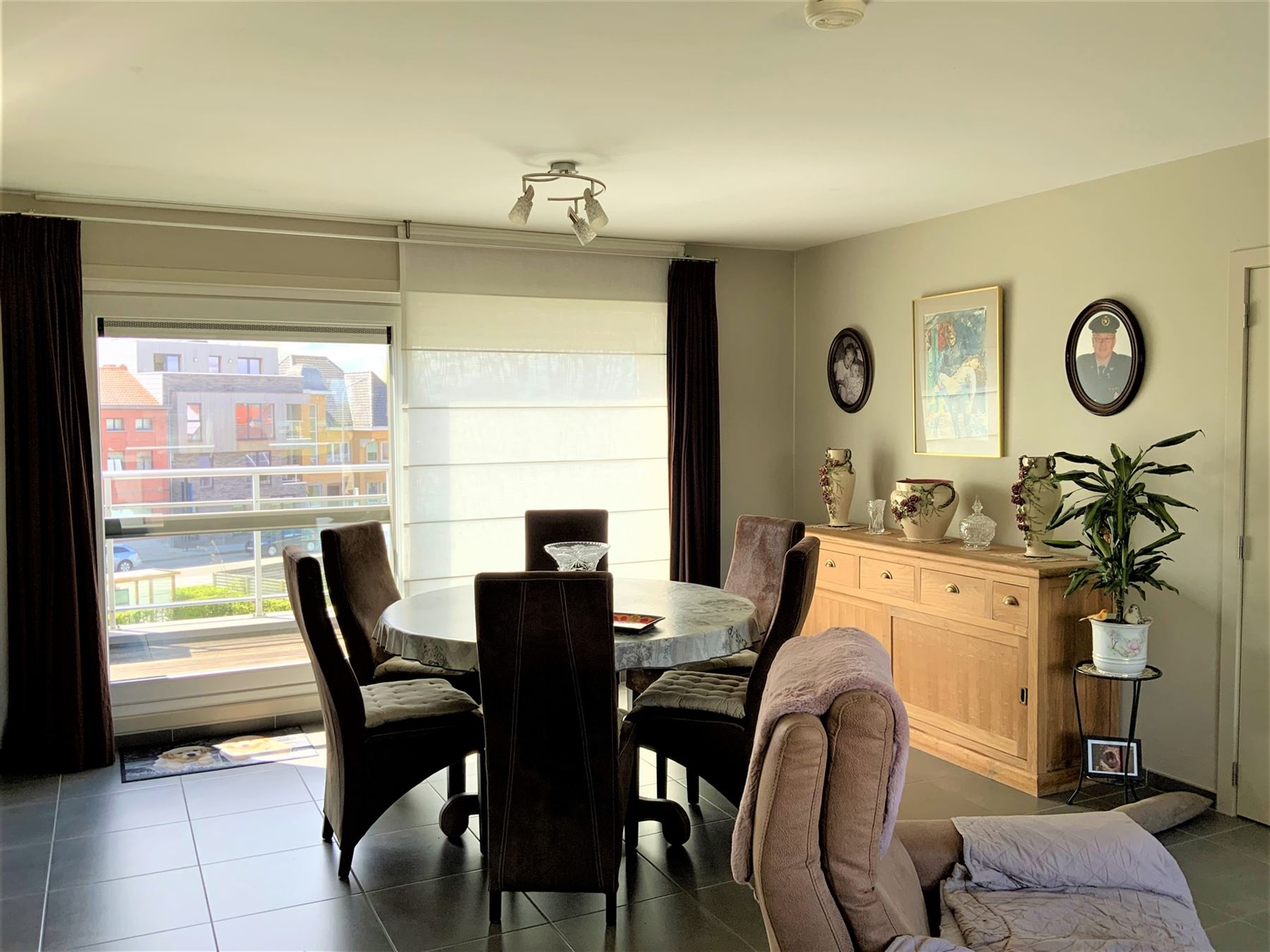 Ruim appartement met 2 terrassen en garagebox - foto 3