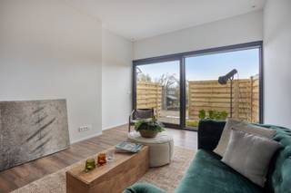 Deze prachtige woning is gelegen in een zeer rustige buurt in Tienen. De woning is volledig gerenoveerd in 2026 van kop tot teen met luxe...