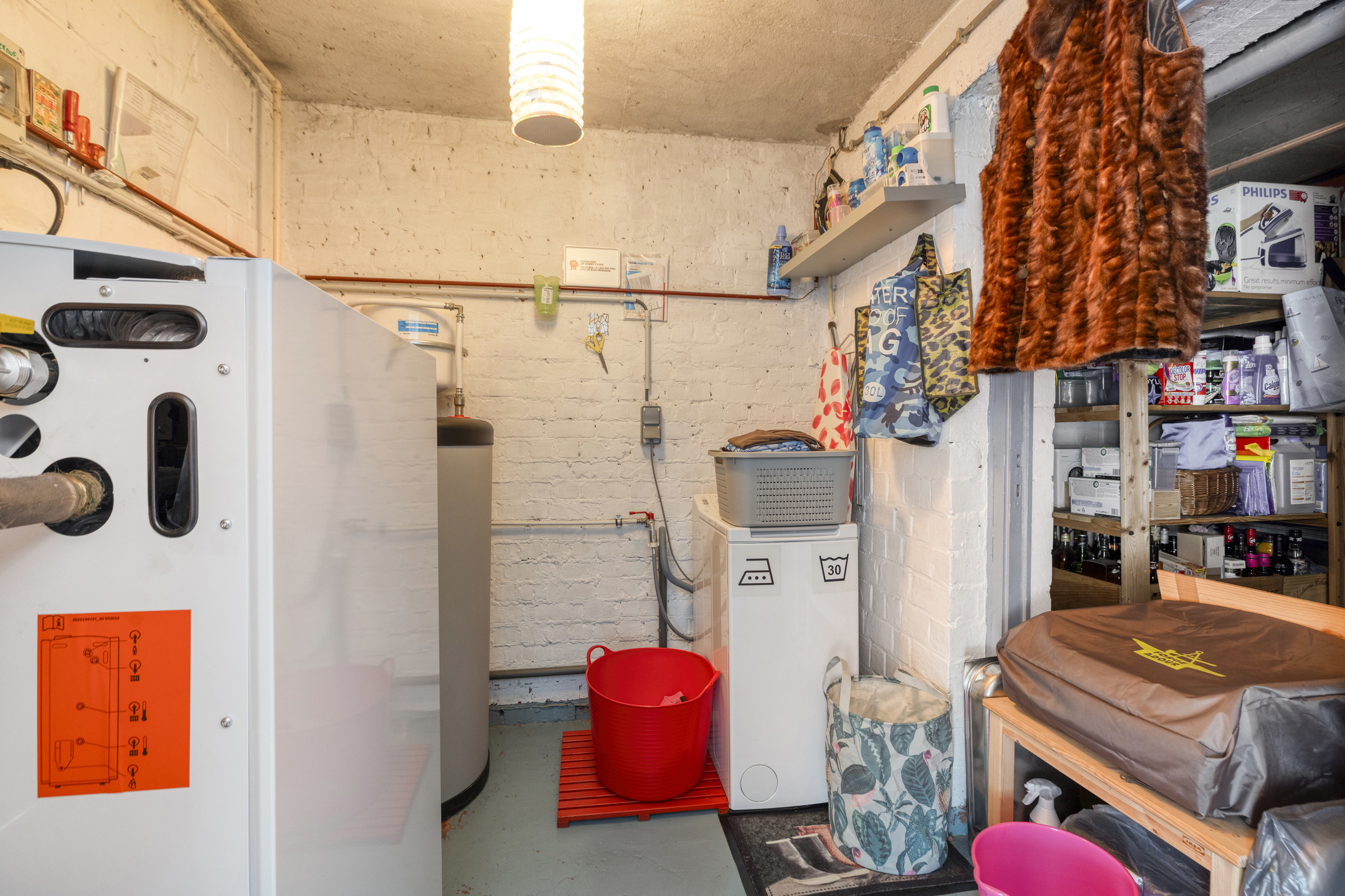 Woning met 3 slaapkamers in een residentiële wijk - foto 4