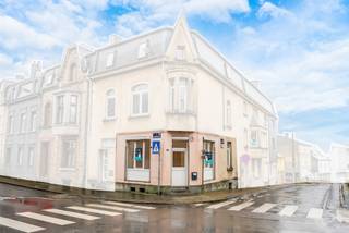 WE INVEST Sud-Luxembourg vous présente ce bel appartement 1 chambre, idéalement situé au cœur d’Arlon, à proximité immédiate du centre-ville et...