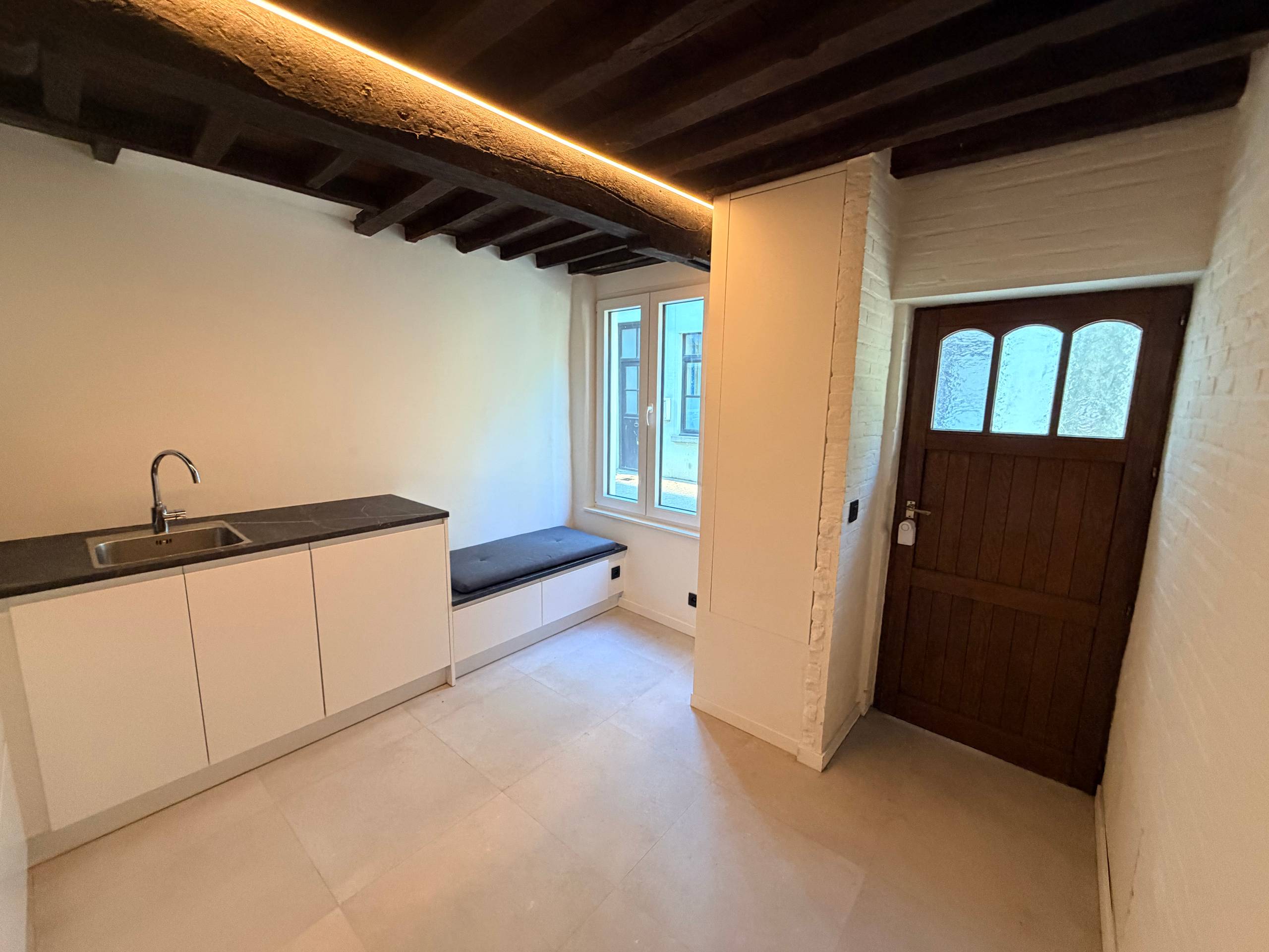 --- NIEUW --- Ideale cohousing woning: volledig gerenoveerde 2-slaapkamerwoning met elk een eigen douche in centrum Gent! - foto 3