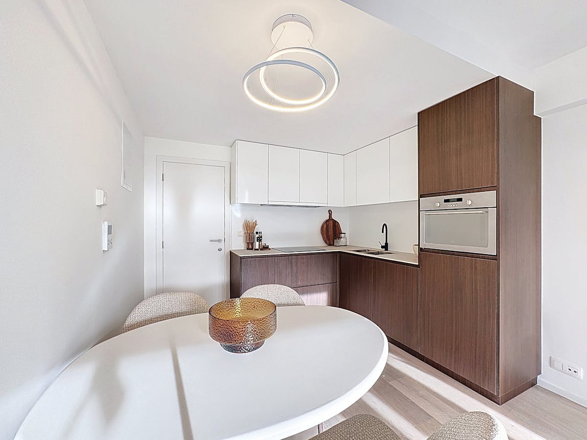 Appartement rénové à vendre sur la Heldenplein à Heist - photo 4