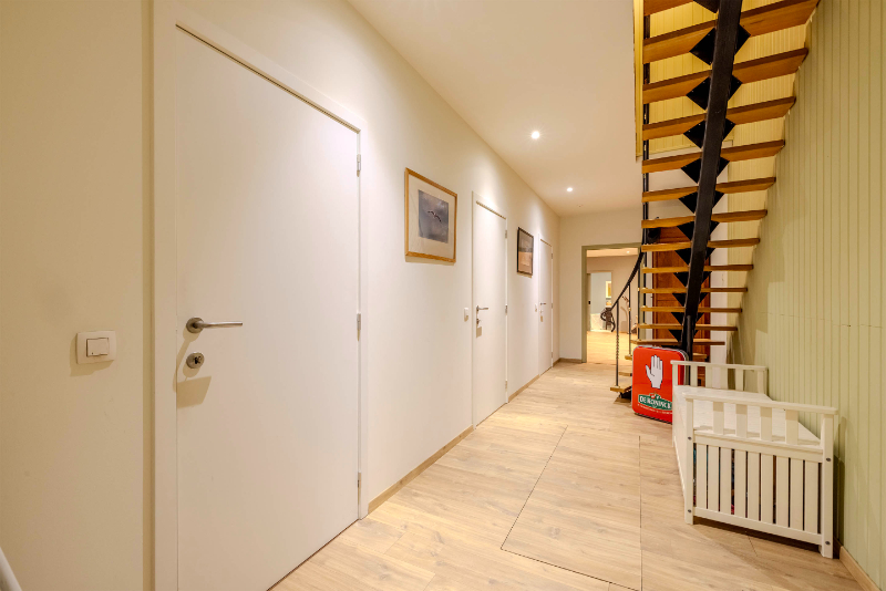 Stadswoning in het centrum van Lier met een polyvalente ruimte. - foto 4